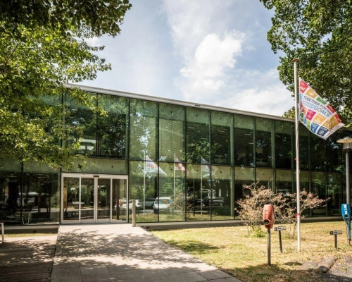 230620 BOMSFEER HR 054 comp