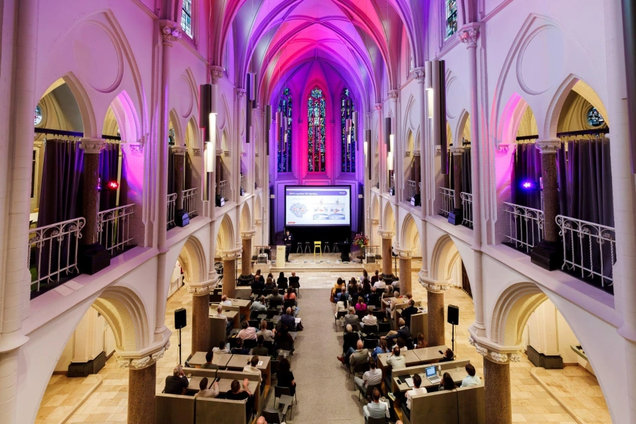 250910 BOM HR 046kleiner