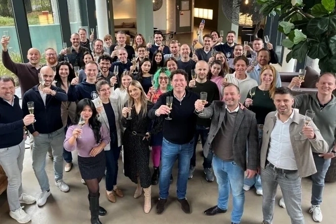 TRAVIS NOW JOINS KNORR BREMSE